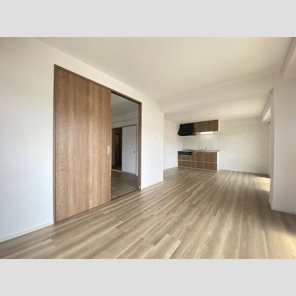 サンシティ千里丘の居間・リビング