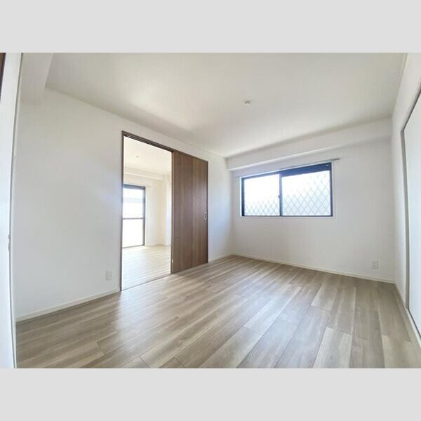 サンシティ千里丘の居間・リビング