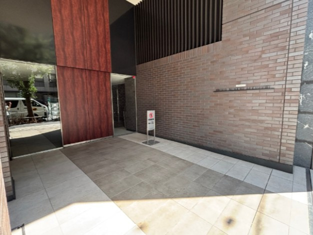 【エントランス】