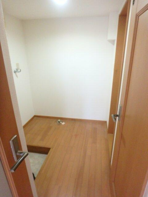 川崎市多摩区登戸のアパートの内装