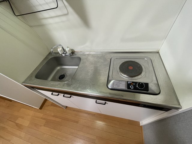 川崎市多摩区登戸のアパートのキッチン