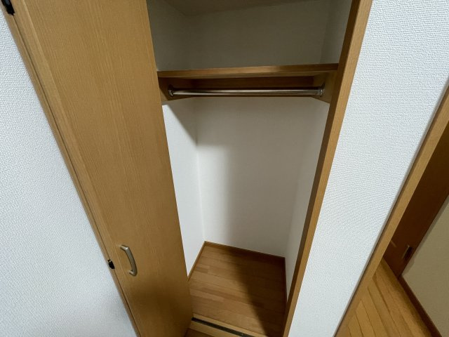 川崎市多摩区登戸のアパートの収納