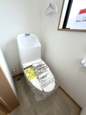 【トイレ】 | 岡山市南区芳泉(リフォーム済み) | 1階のトイレです