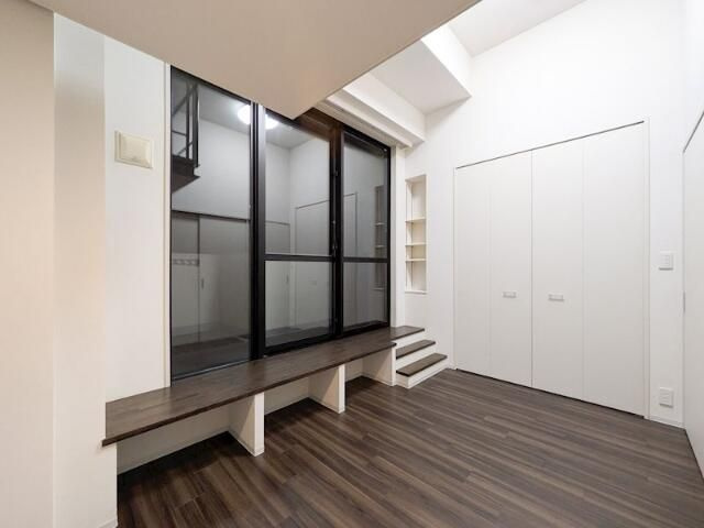 フェニックス飯田橋の居間・リビング|☆このお部屋は仲介手数料0円です☆