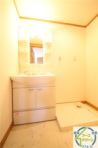 ルマージュ神戸3番館の洗面所