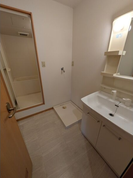 フィオーレ　　刈谷市近郊の賃貸はクラスホームの洗面所|同物件の別部屋になります。