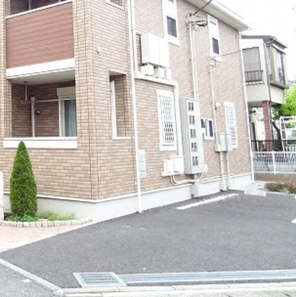 川崎市多摩区登戸のアパートの駐車場