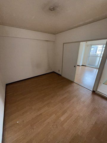 おりおのサニーハイツの居間・リビング