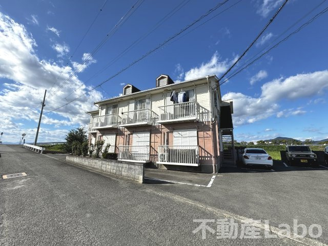 コーポエイトの駐車場