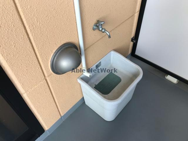 ルミナス・ビアンのバルコニー|ベランダに水栓有り