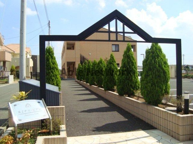 ルミナス・ビアンのエントランス