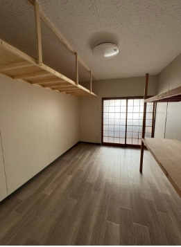 堺市東区日置荘西町７丁　店舗戸建ての内装