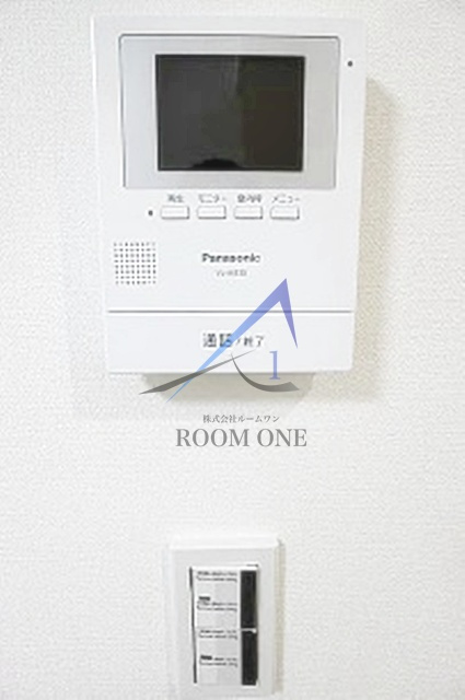 ジュエル浜離宮のセキュリティ|モニター付きインターホンです。