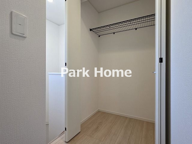 高知市中須賀町 第1　3-1号棟- 新築戸建ての収納|２F:ホール内クローゼット