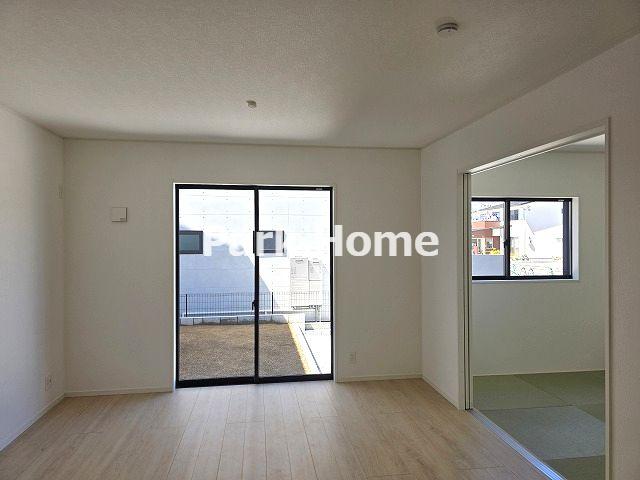 高知市中須賀町 第1　3-1号棟- 新築戸建ての居間・リビング