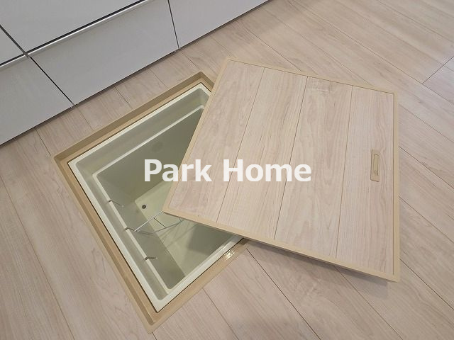 高知市中須賀町 第1　3-1号棟- 新築戸建ての収納|キッチン床下収納