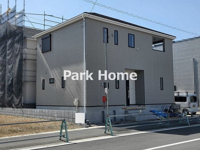 高知市中須賀町 第1　3-1号棟- 新築戸建ての前面道路含む現地写真