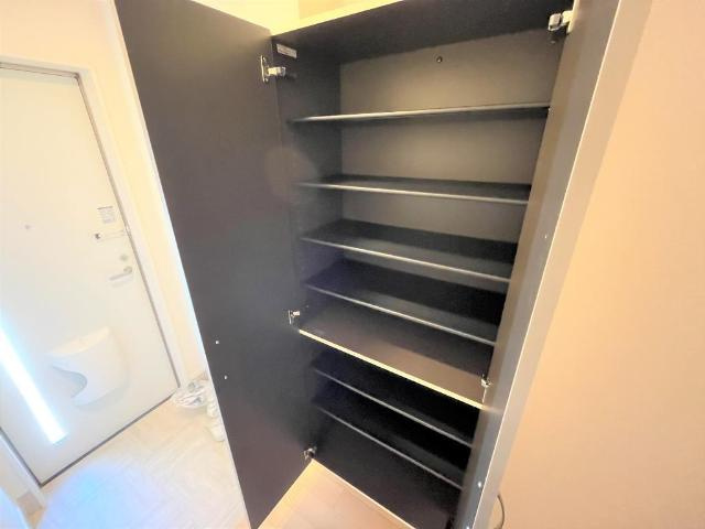 （仮）スターテラスⅡ三峯1丁目新築アパートの収納|下駄箱（イメージ）