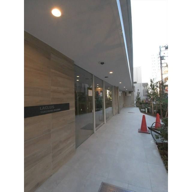 ラクレイス横濱関内のエントランス|清潔なエントランスです