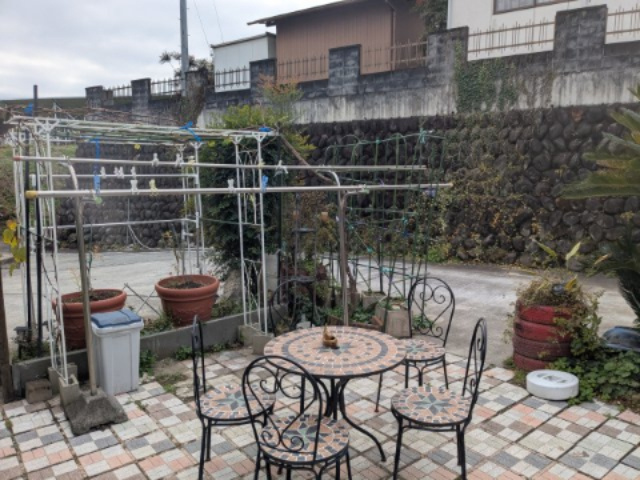 中古戸建　上里見町の庭|天気の良い日にはお庭でティータイム