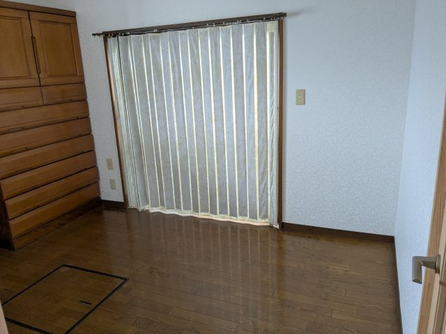 中古戸建　上里見町の洋室|落ち着いた洋室。