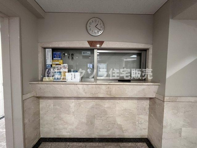 ライオンズガーデン枚方の受付|■物件内覧・資金計画相談・住宅ローン相談、リフォーム相談、お問合せ受付中■
※当日・翌日のご内覧、ご相談はお電話でのお問合せがスムーズです！