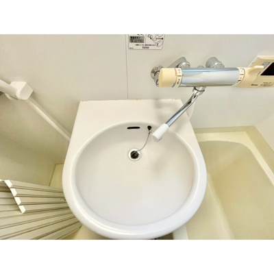 【洗面所】 | White Wing | 洗面台付き