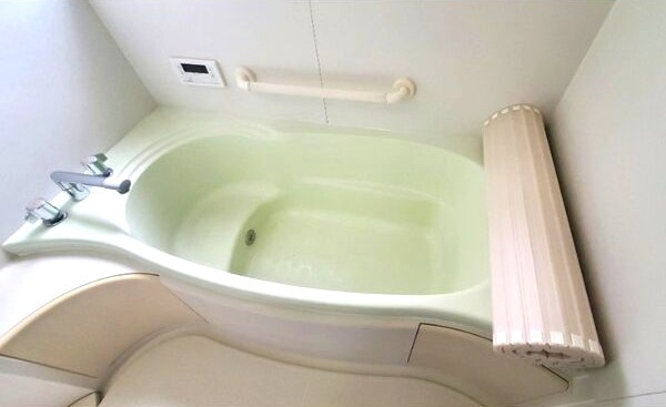 尾張旭戸建ての浴室