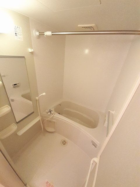 アルカンシェル　Ａの浴室|バス