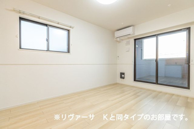 【居間・リビング】 | リバーサイド　アルファ