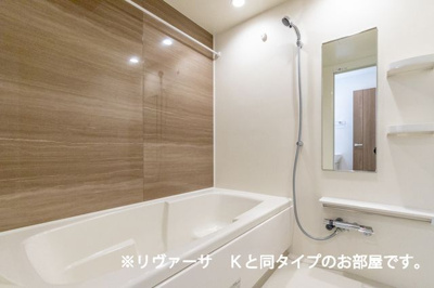 【浴室】 | リバーサイド　アルファ