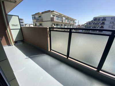 【バルコニー】 | スクェア・ヴィレッジ