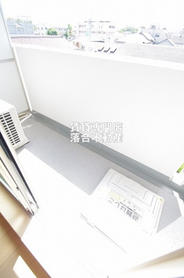 【バルコニー】 | エレヴァート | 開放的なバルコニー