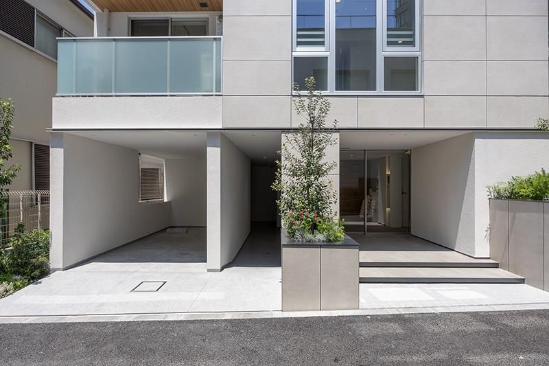 イプセ白金のエントランス