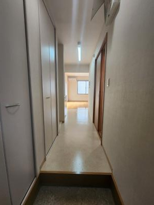 ハイツ竹上の内装|玄関から～