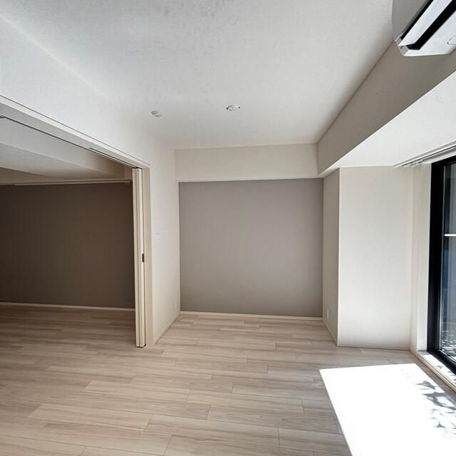 パークアクシス新宿百人町の内装