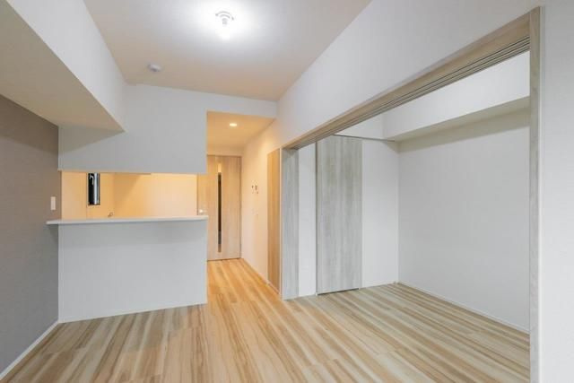 ジオエント池袋の居間・リビング