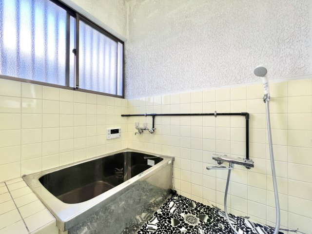 磐田市中泉の浴室|ノスタルジックなお風呂です。