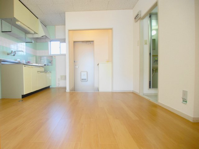 エルディム猫田の居間・リビング