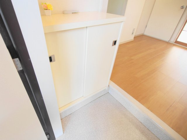 エルディム猫田の玄関