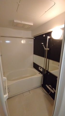セントラルプラザ東住吉の浴室