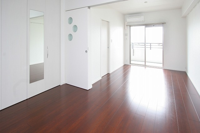 エンクレスト薬院Ⅱの居間・リビング|ゆったり過ごせる居間です