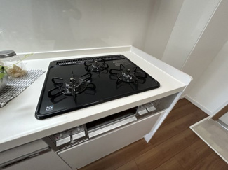 【キッチン】 | メゾン横浜能見台B棟 | 同時進行で調理が出来るので、効率がアップします。