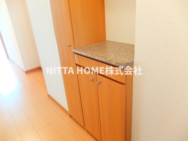 ワイズハウスのその他|たっぷり入るシューズボックス完備♪