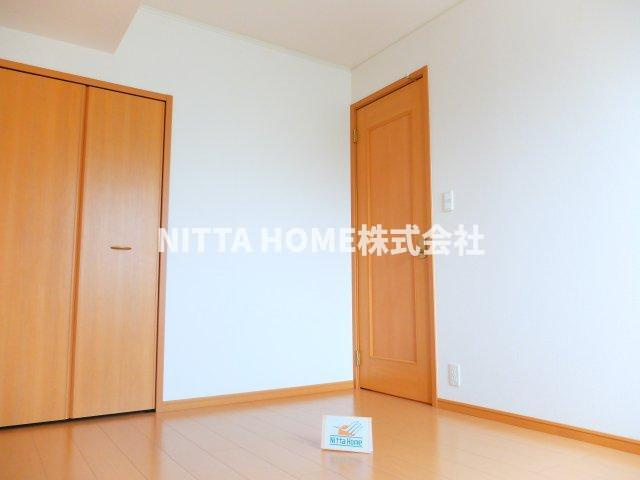 ワイズハウスの洋室|独立した洋室は寝室にも良いですね＊