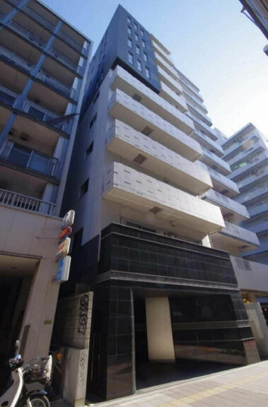 アジールコフレ三軒茶屋の外観|ペット飼育可能な平成２３年築の新耐震基準マンション、アジールコフレ三軒茶屋は即日現地案内可能となっておりますので、お気軽にお問い合わせください！