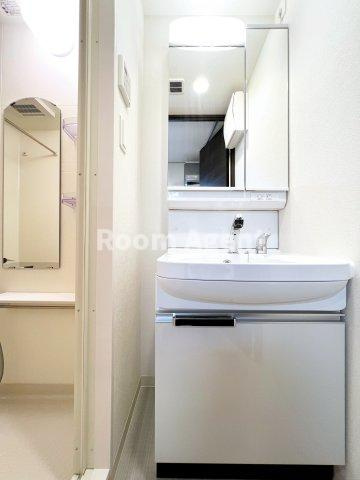 エステムコート名古屋グロースの洗面所