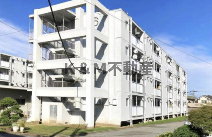 ビレッジハウス栗ヶ沢６号棟のエントランス|清潔なエントランスです