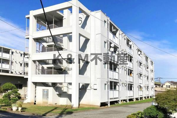 ビレッジハウス栗ヶ沢６号棟の外観|きれいな外観です