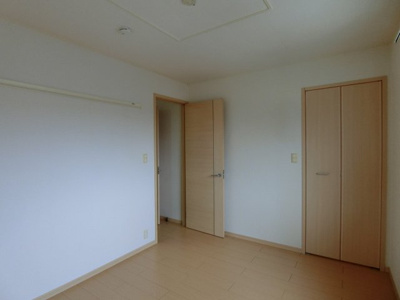 【洋室】 | メゾン・ド・アンジュＢ | イメージ202号室の写真（反転あり）